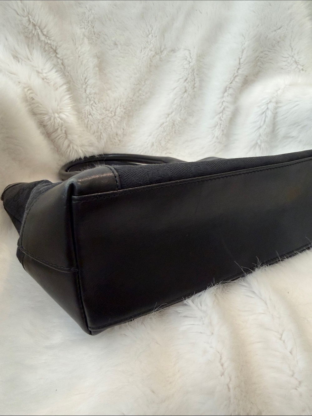 Gucci Black GG Canvas Leather-Trim Tote great condition great size authentic! - Picture 8 of 16